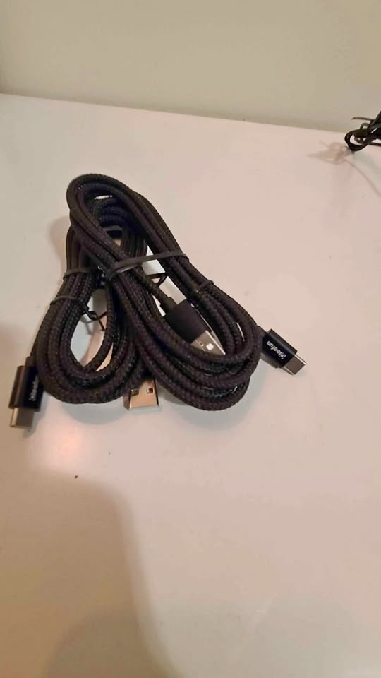 2x CLEEFUN USB-C Charging Cables – Braided 6ft – Like New