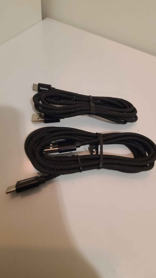 2x CLEEFUN USB-C Charging Cables – Braided 6ft – Like New - photo 3