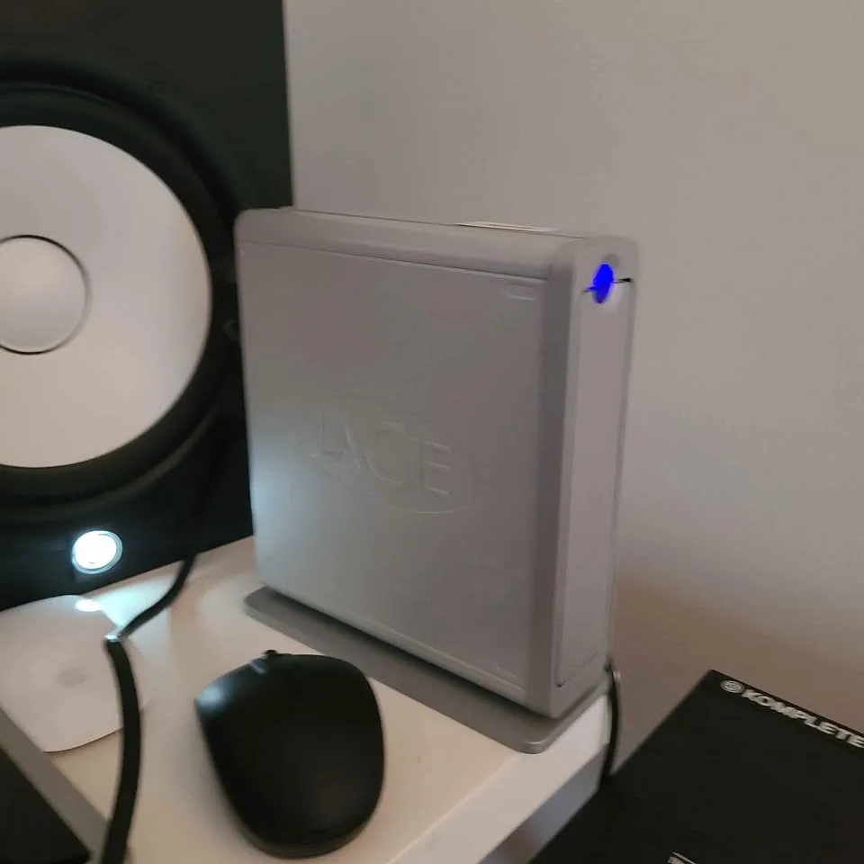 120GB Firewire External Hard Drive image indicator(3)