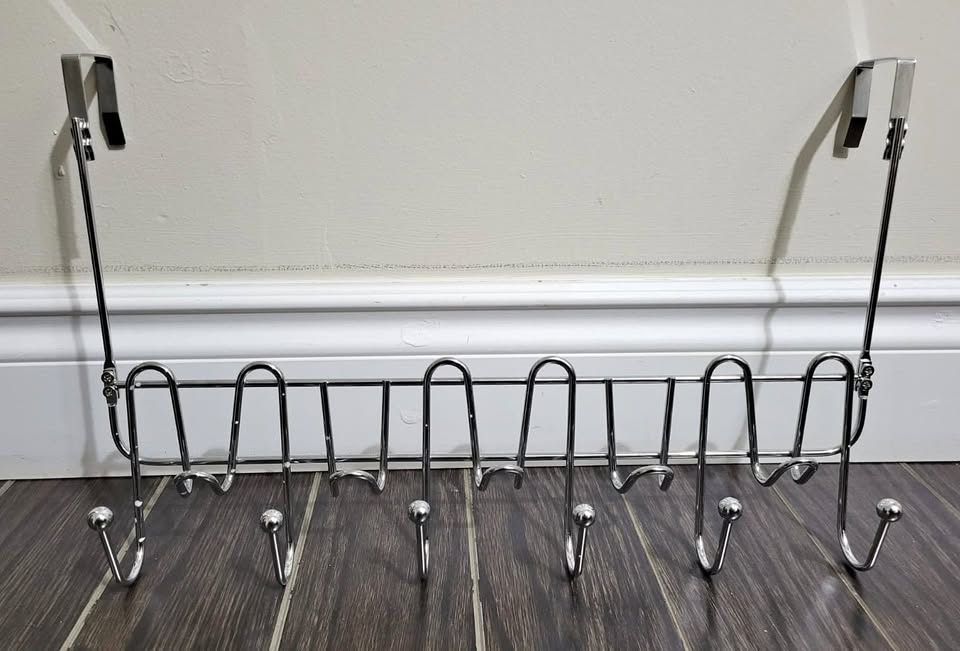 Over-the-Door Metal Hook Rack – 6 Hooks Organizer