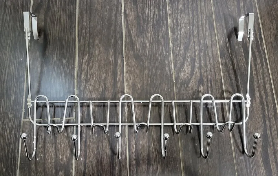 Over-the-Door Metal Hook Rack – 6 Hooks Organizer image indicator(2)