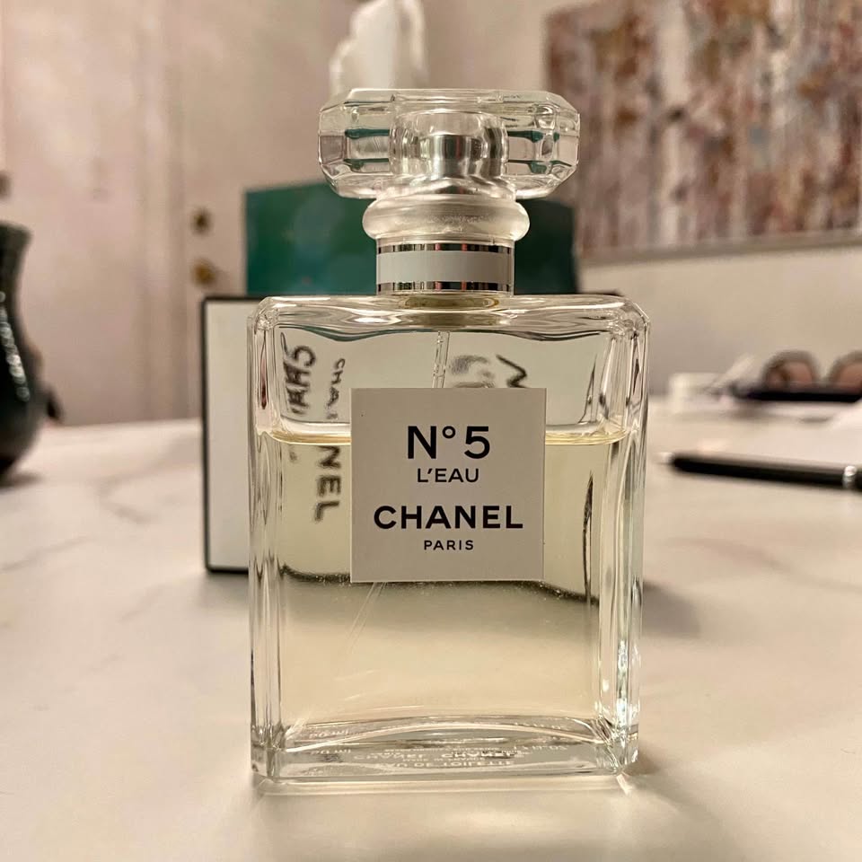 Chanel No 5 Perfume - photo 2