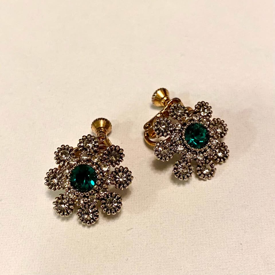 Vintage Clip On Earrings