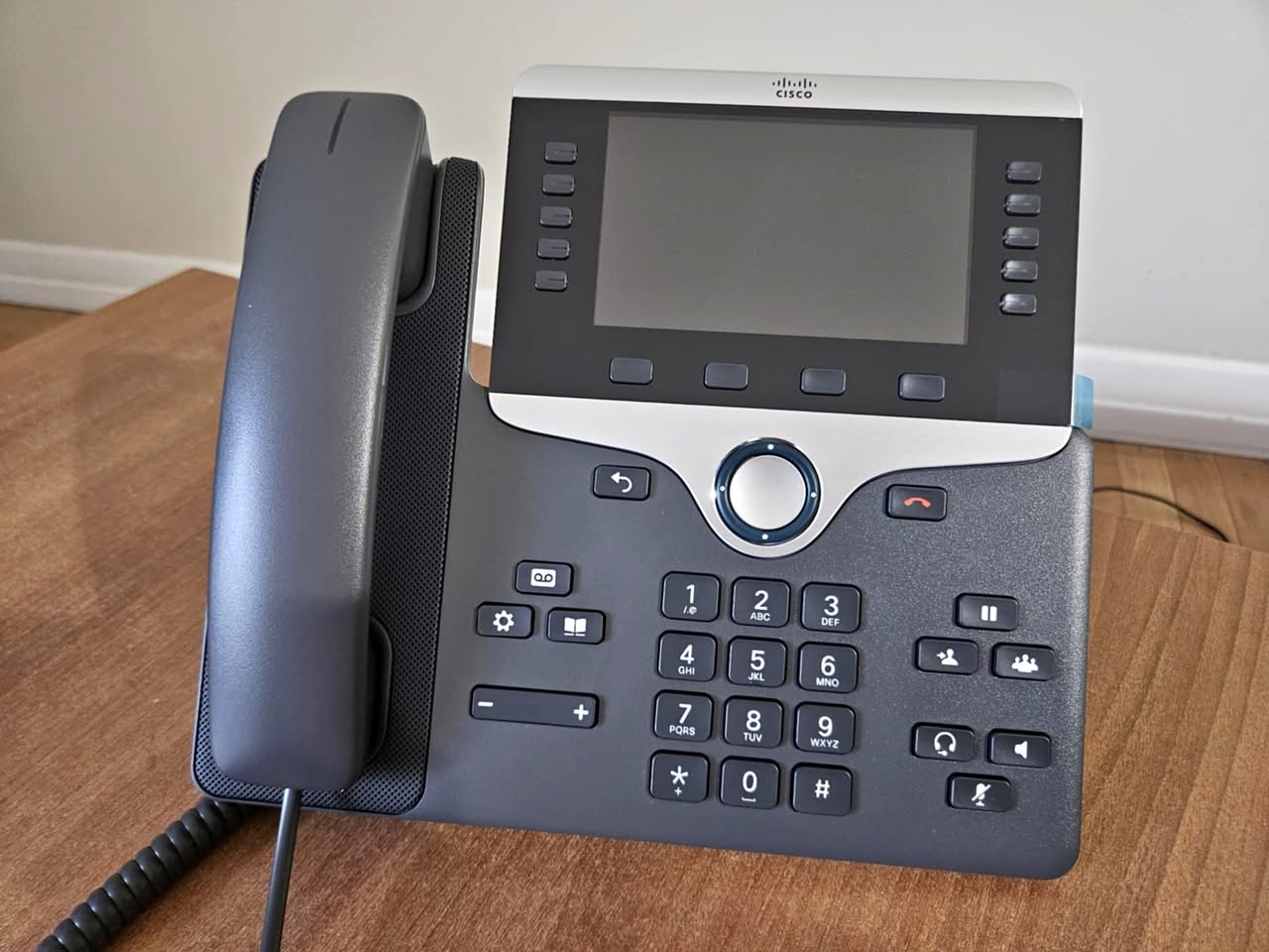 Cisco IP Phone 8851