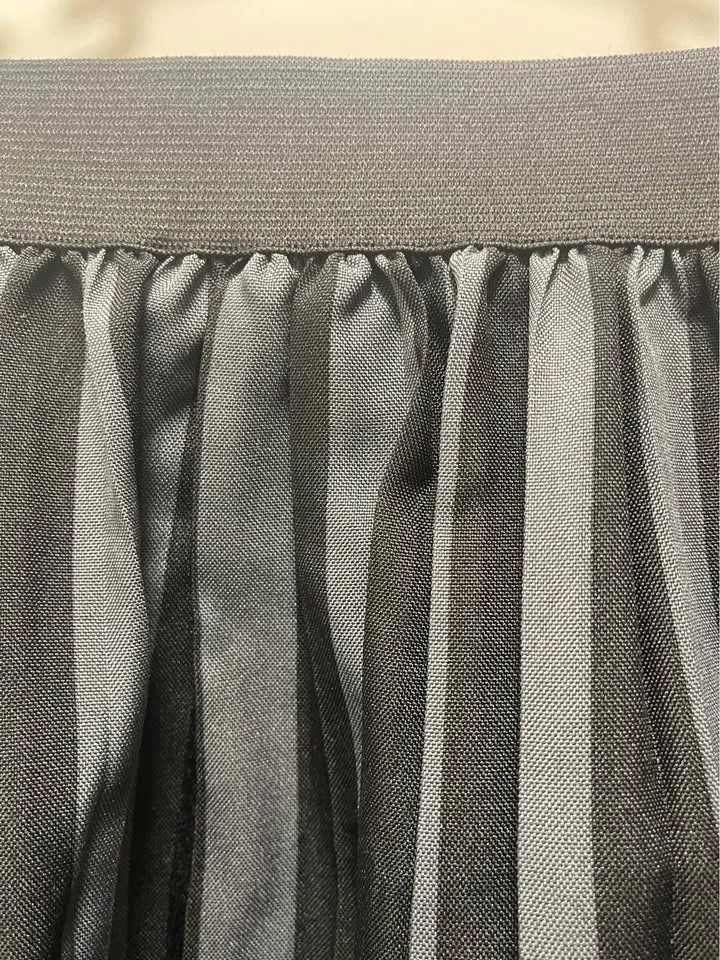 Wednesday Adams Nevermore Costume - Girls image indicator(5)