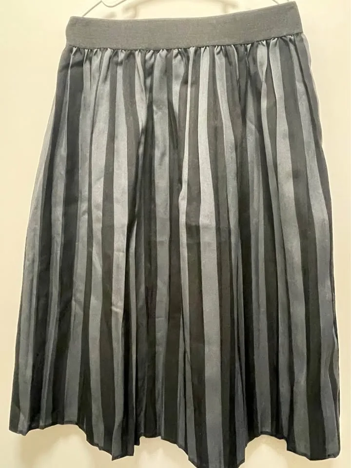 Wednesday Adams Nevermore Costume - Girls image indicator(6)