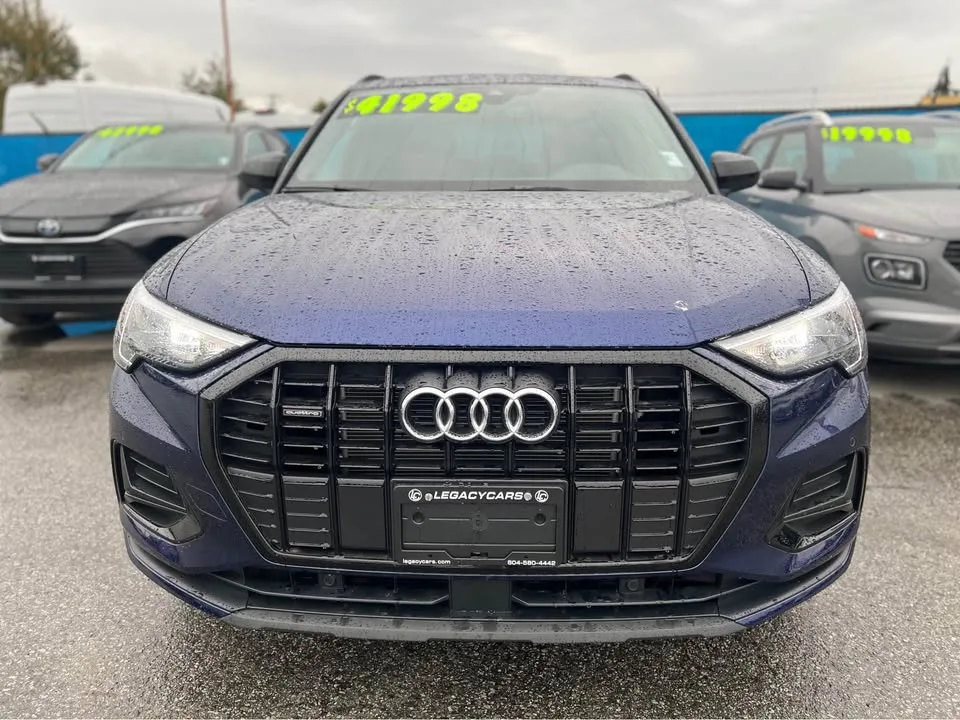 2024 Audi Q3 Komfort 40 TFSI Quattro image indicator(2)