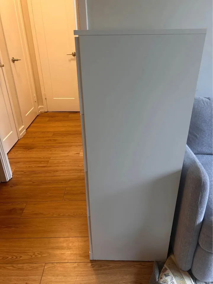 IKEA BRIMNES Dresser image indicator(2)