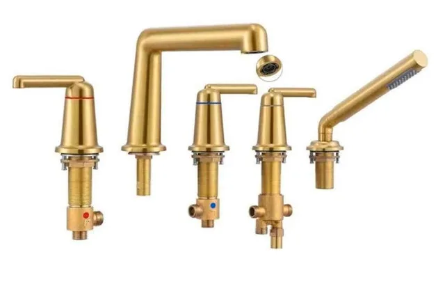 SOEBIZ Roman tub faucet with Hand Shower thumbnail