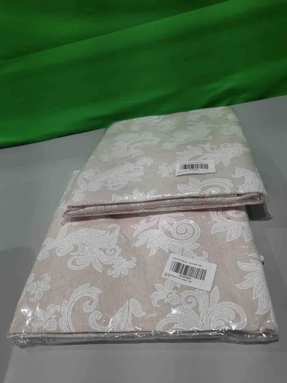 Encasa XO Table Cloth 145 cm-Round (57 in-Round) image indicator(2)