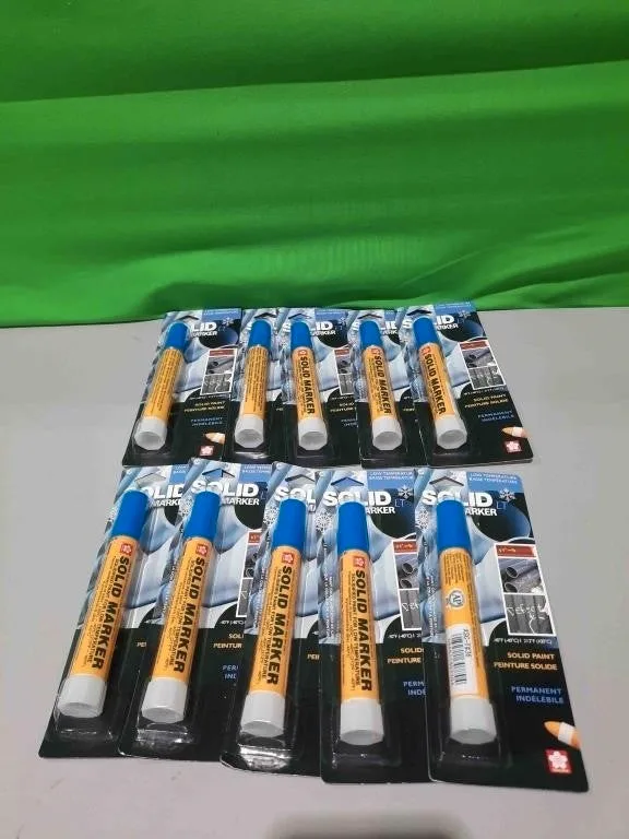 Sakura Solid Paint Markers with Twist Up Tip image indicator(2)