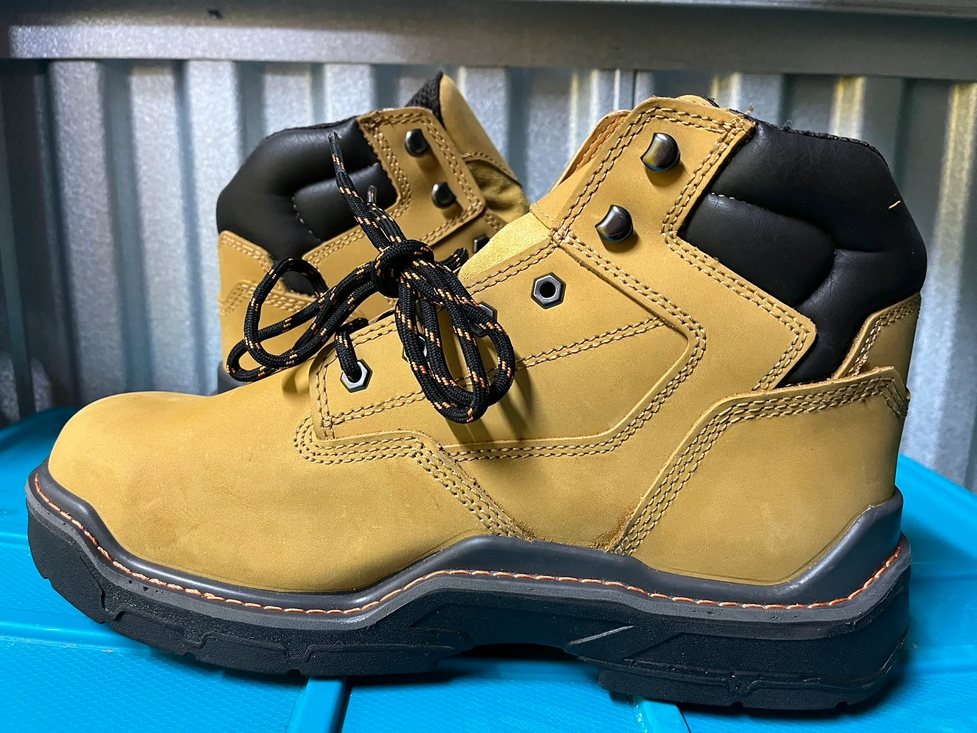 Wolverine Raider Steel Toe Work Boots - Men's Size 10.5🥕 image indicator(3)