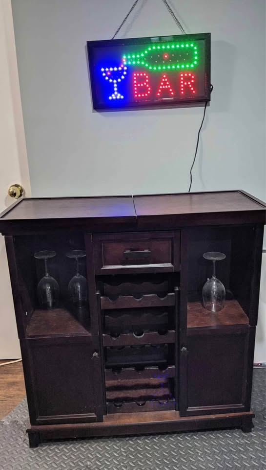 Wooden Bar and Stool for sale - photo 3