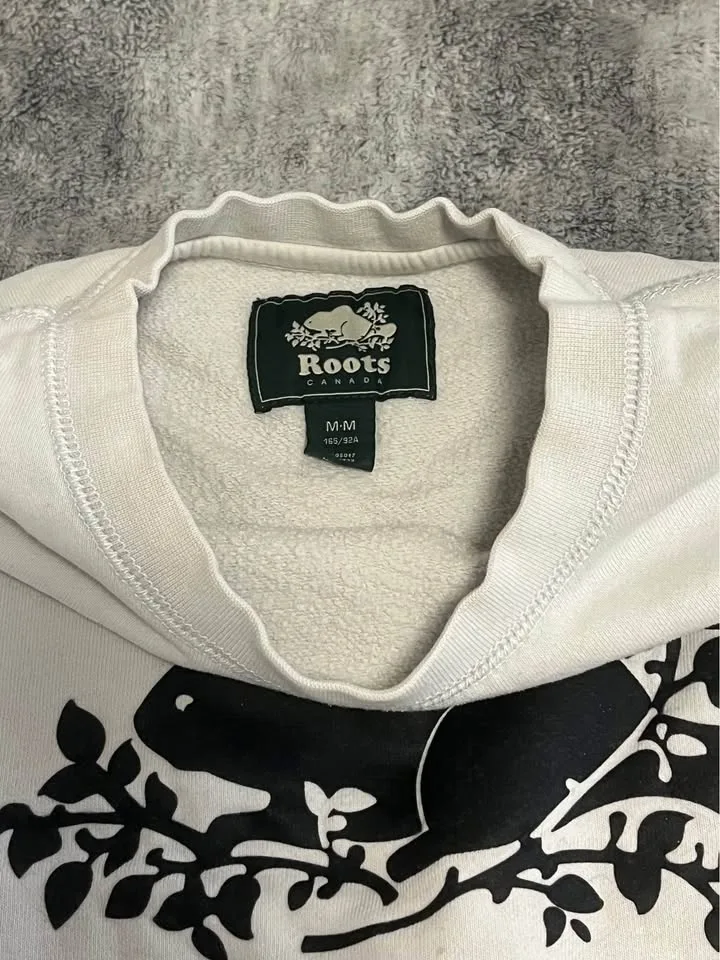 Roots Crewneck image indicator(6)