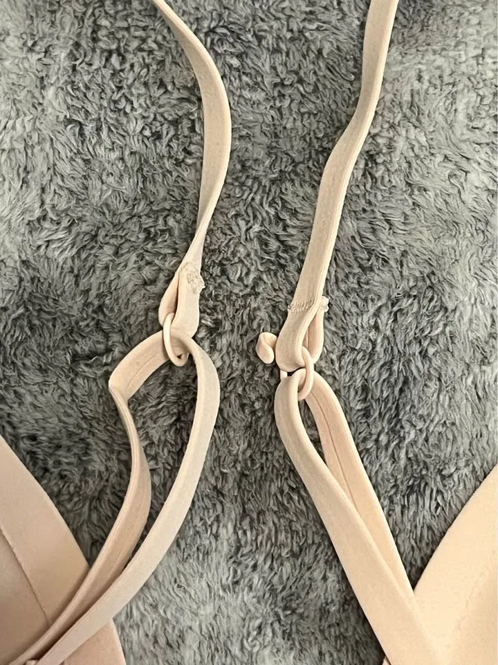 Free People 32C Plunge Bra image indicator(4)