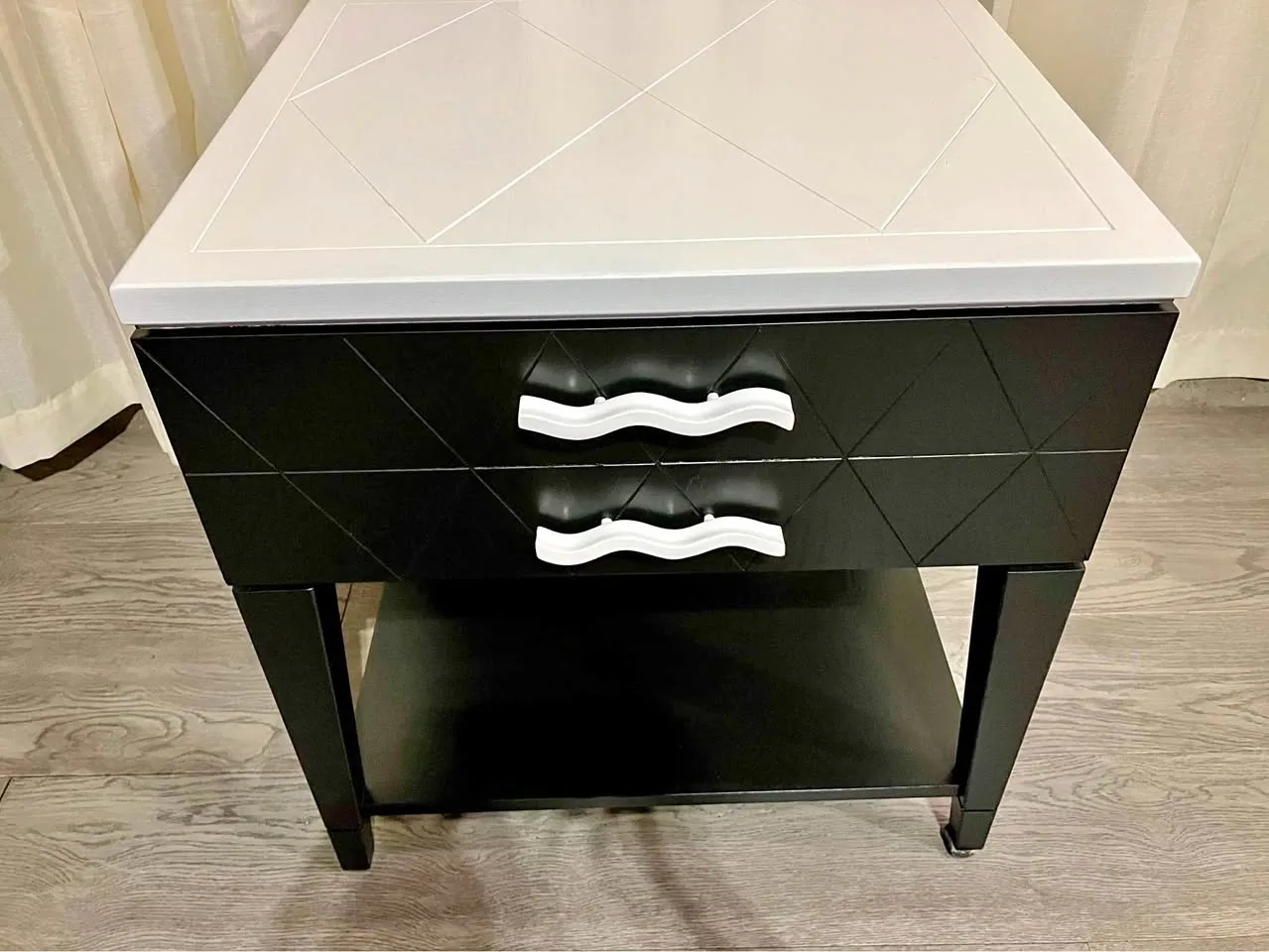 Stunning Refurbished Nightstand - Tricorn Black & White