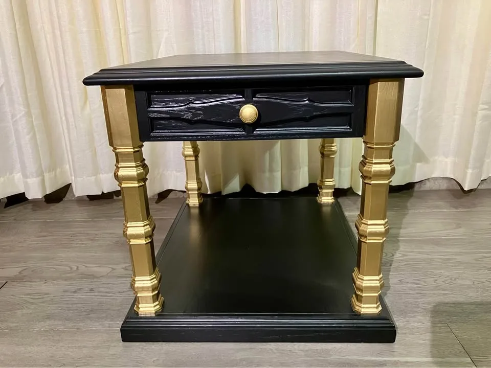 ✨Vintage Tricorn Black & Gold, Wooden Table/Nightstand ✨ image indicator(2)