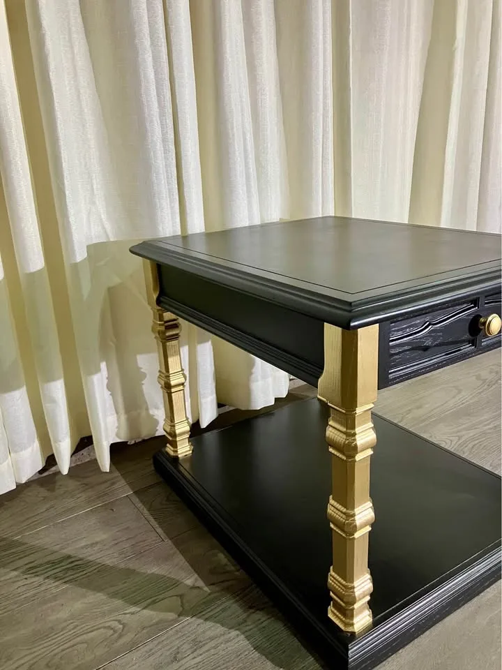 ✨Vintage Tricorn Black & Gold, Wooden Table/Nightstand ✨ image indicator(4)