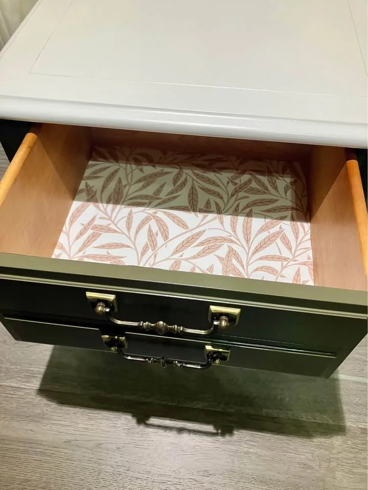 Coffee & Cream Nightstand/Table- Professionally Refurbished ! image indicator(5)