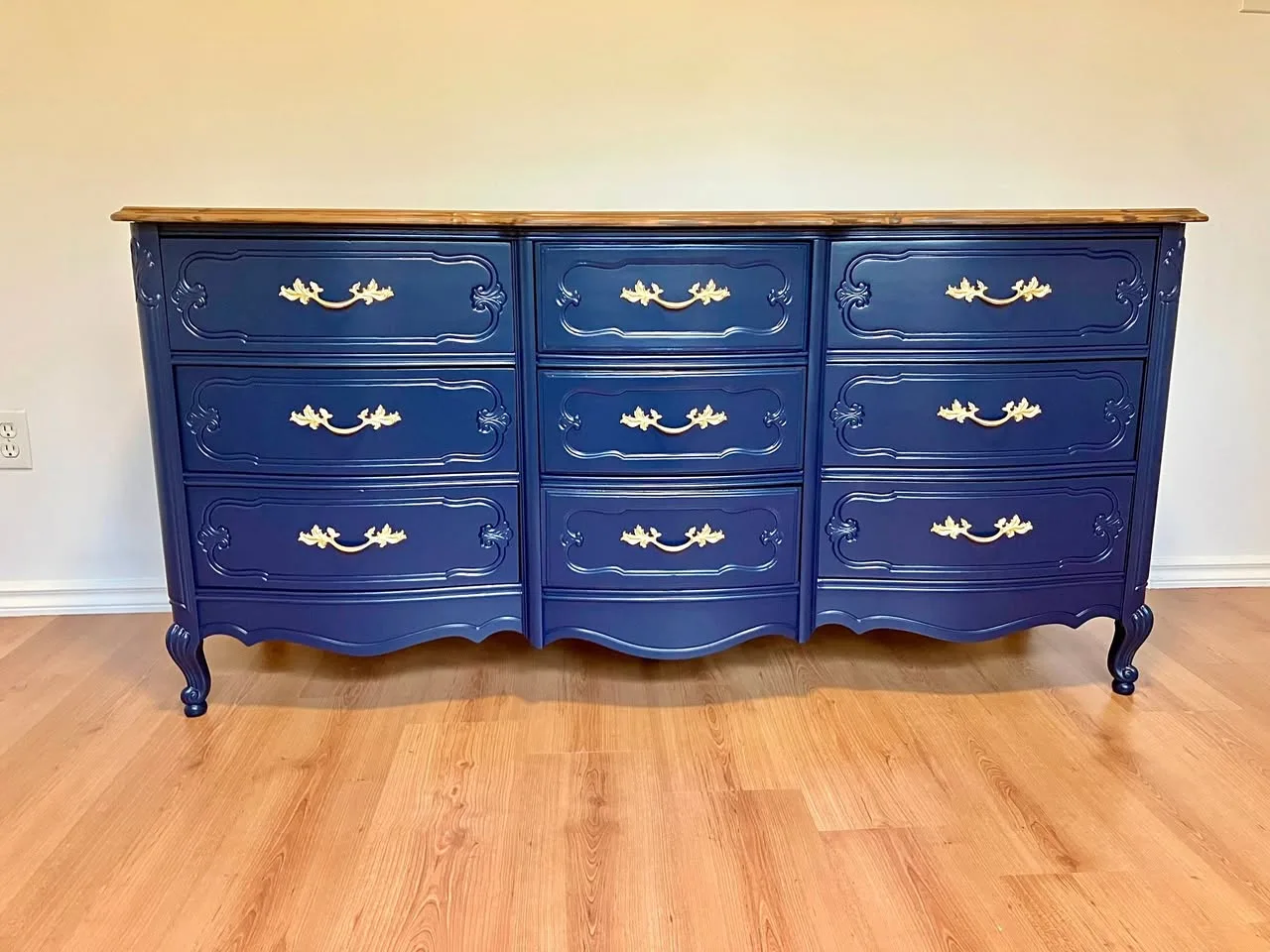Elegant, Navy Blue French Provincial Dresser