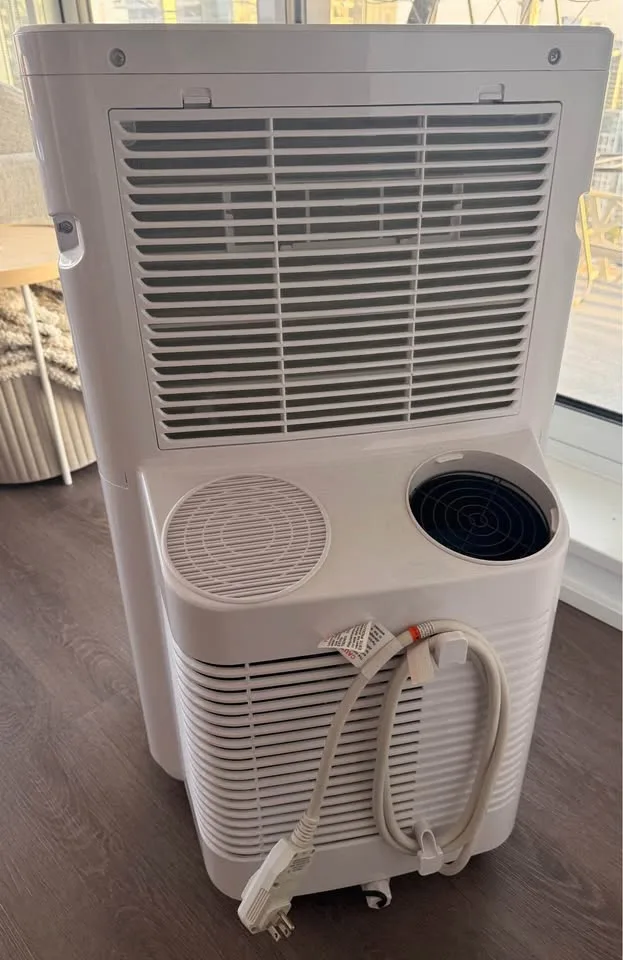 Like New Portable Fan/AC image indicator(10)