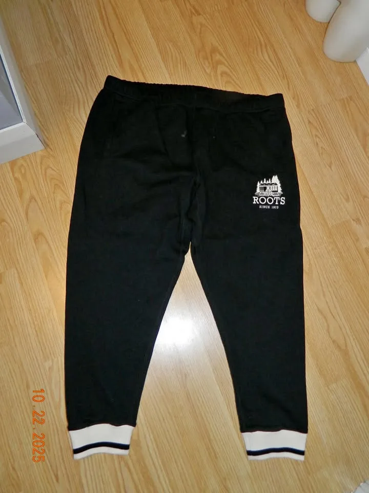 MENS ROOTS CABIN TRACK PANT size XXL...LIKE NEW thumbnail