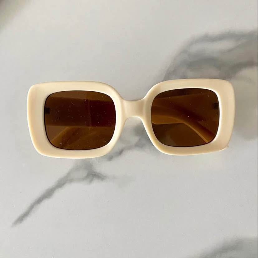 UO Urban Outfitters Sunglasses - photo 2