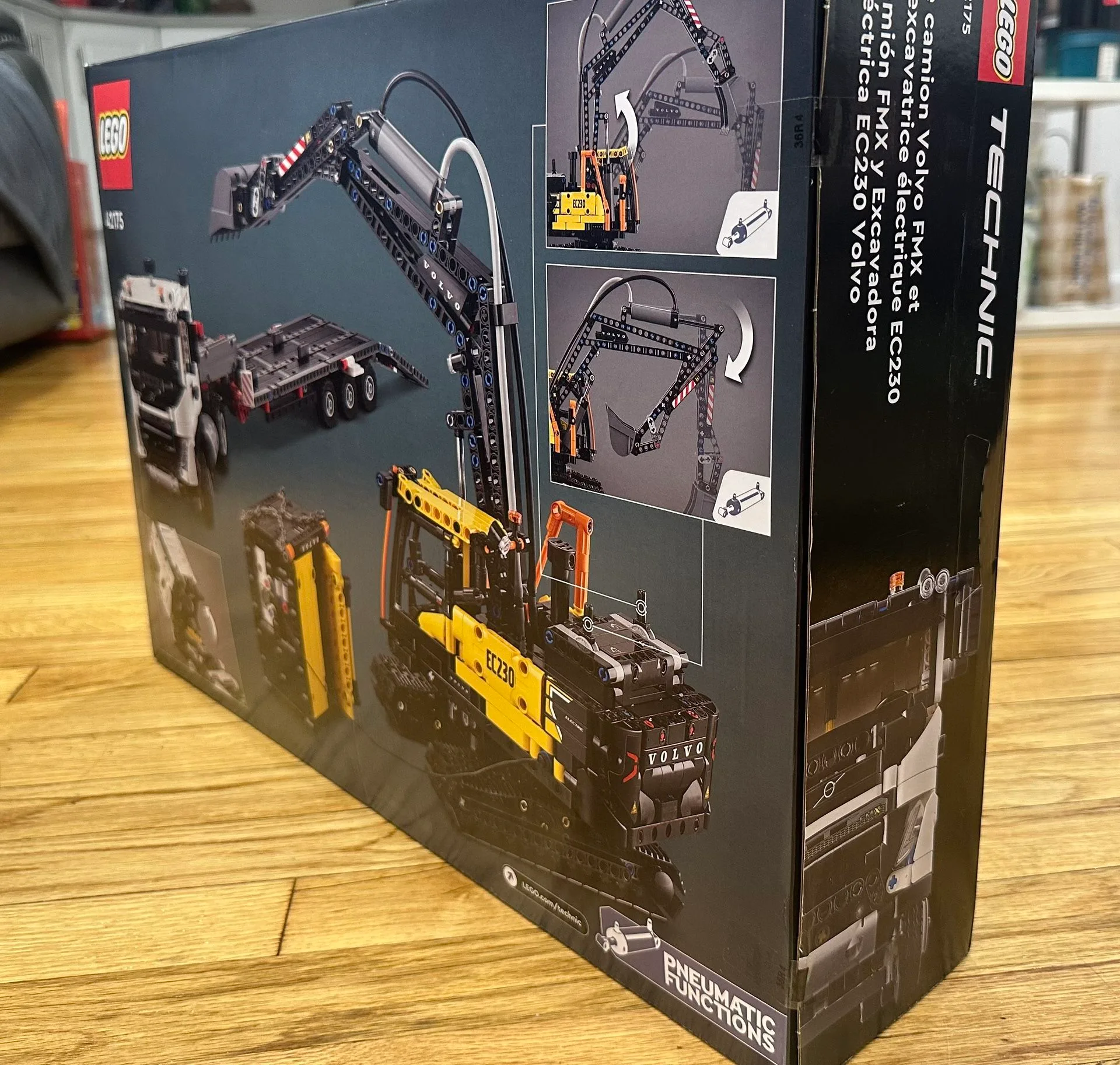 LEGO Technic 42175 Volvo FMX Truck & Excavator – Sealed, New image indicator(3)