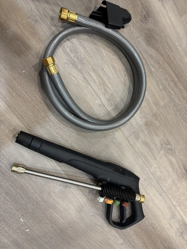 Giraffe Tools Grandfalls Retractable Pressure Washer image indicator(6)