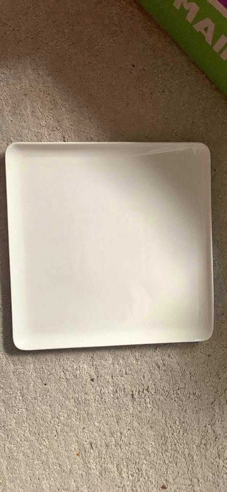 Square plate