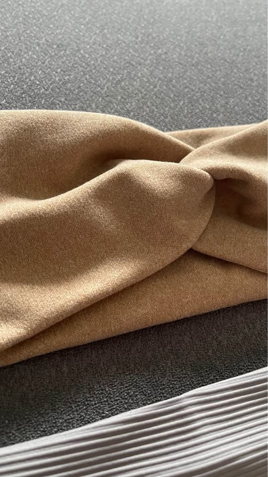 Wide Edge Cross Stretch 3 for $5 - photo 3
