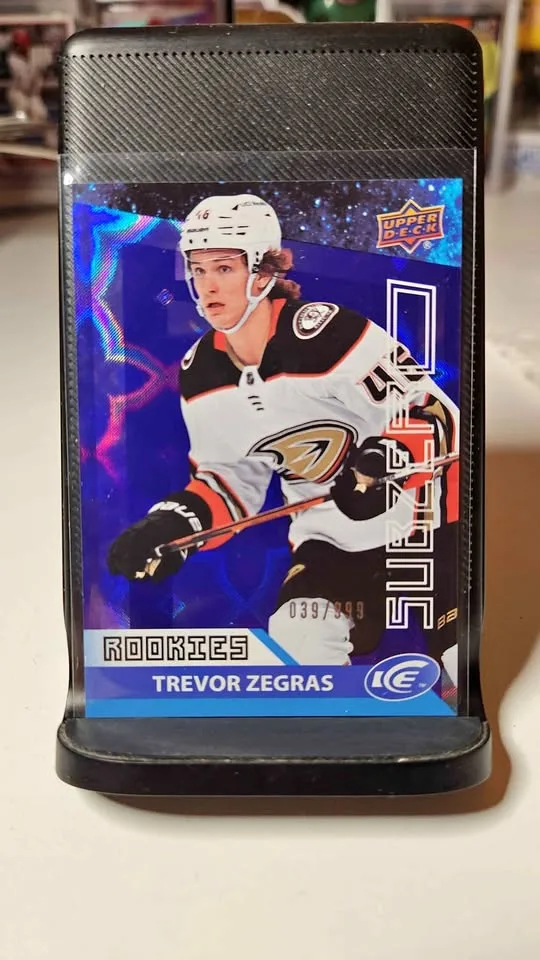 2021-22 Upper Deck Ice Trevor Zegras #039/999 ❄️🔥 thumbnail