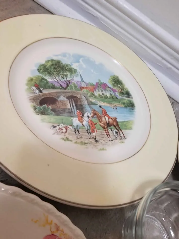 Ceramic and Glass Plates & Bowls image indicator(7)