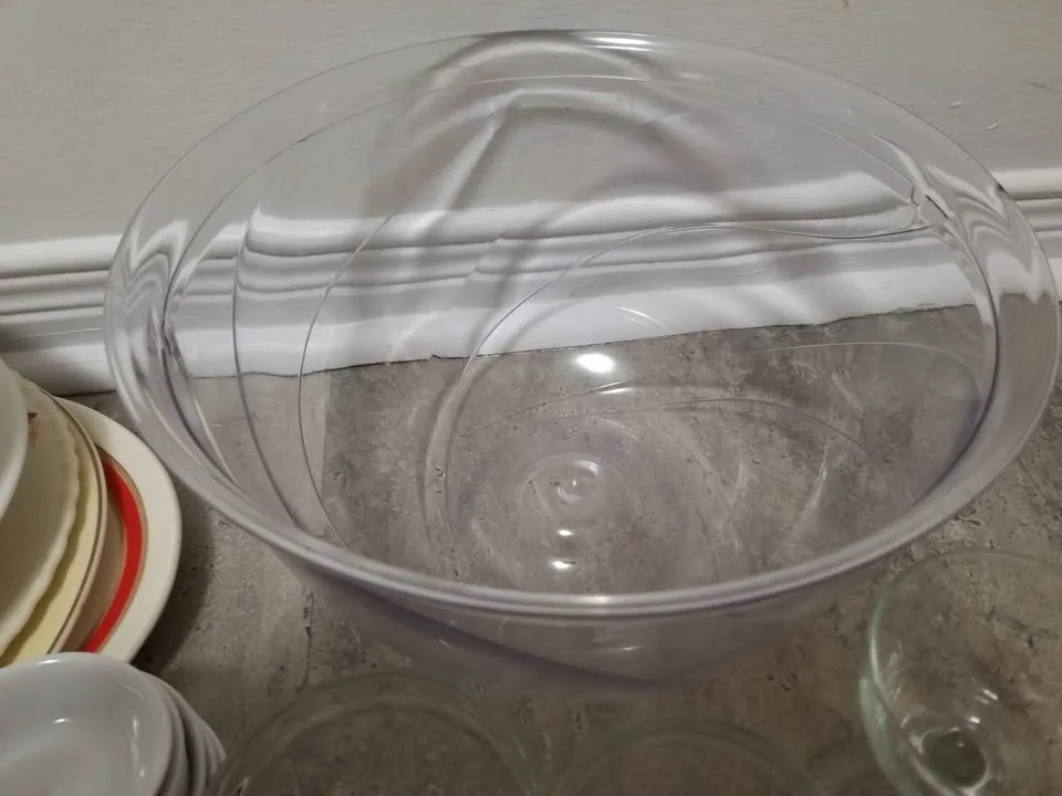 Ceramic and Glass Plates & Bowls image indicator(9)