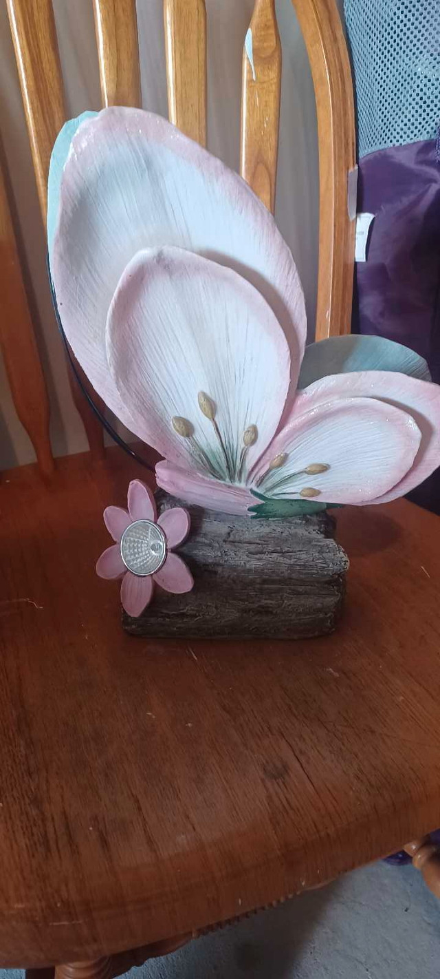 Solar Butterfly Decor