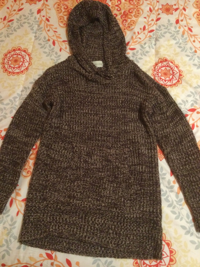 Women’s sweater