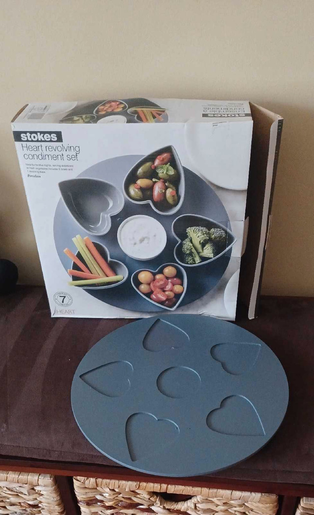 Heart shaped serving tray