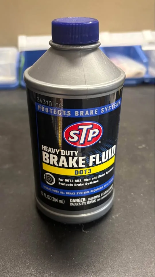 STP Brake fluid x3 image indicator(2)