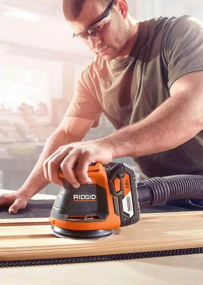 Brand NEW Ridgid Orbit Sander - RIDGID 18V (Tool Only) - photo 4