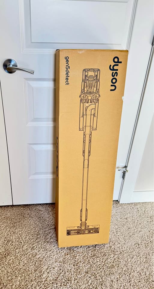 Brand NEW - Dyson Gen5 Detect - Dyson Gen5 Cordless Vacuum