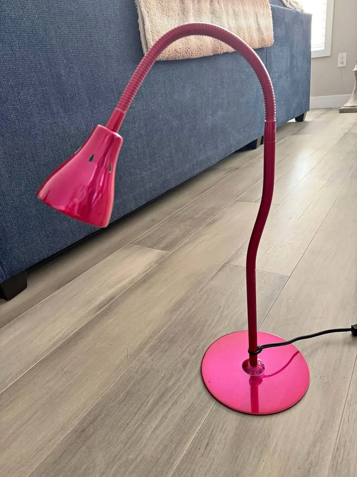 Fuchsia Gooseneck Desk Lamp thumbnail