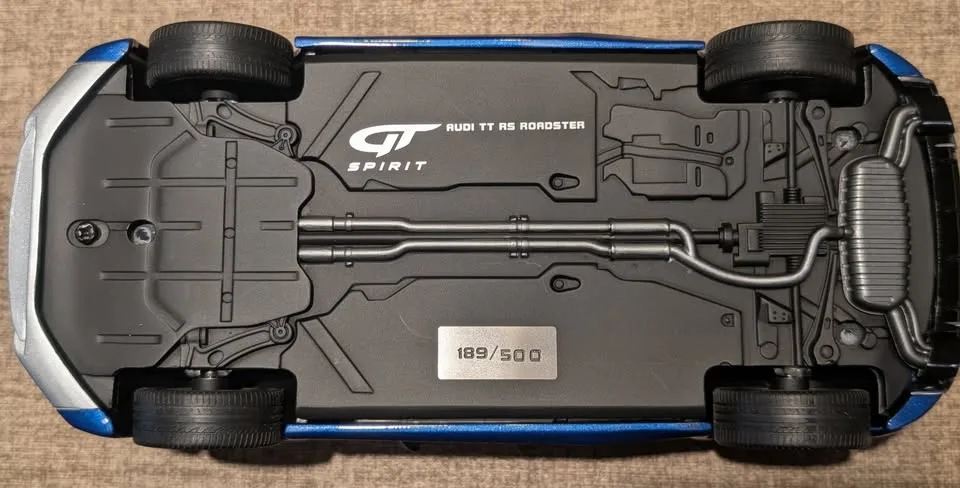 GT Spirit Audi TT RS Roadster 1:18 (Sepang Blue) image indicator(7)