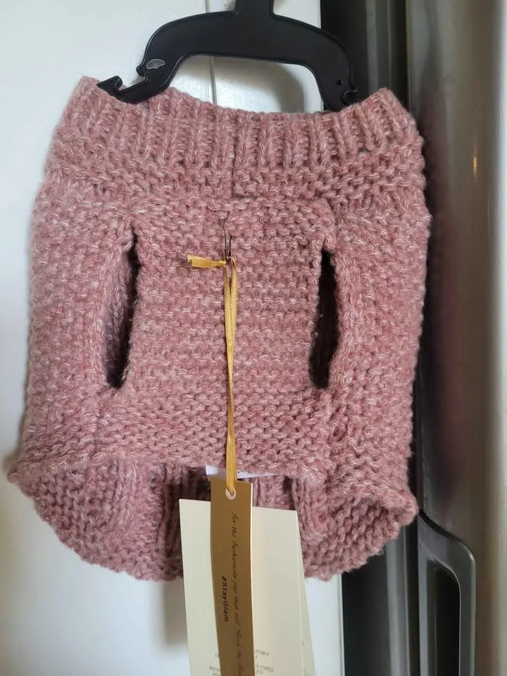 Small Dog sweater image indicator(3)