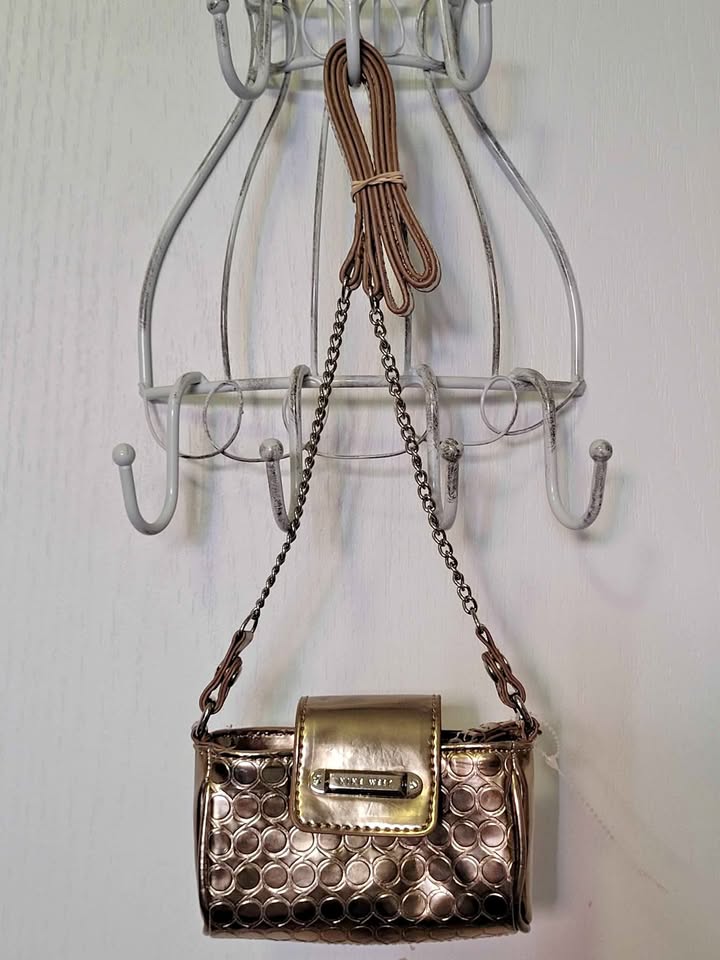 Nine West clutch purse