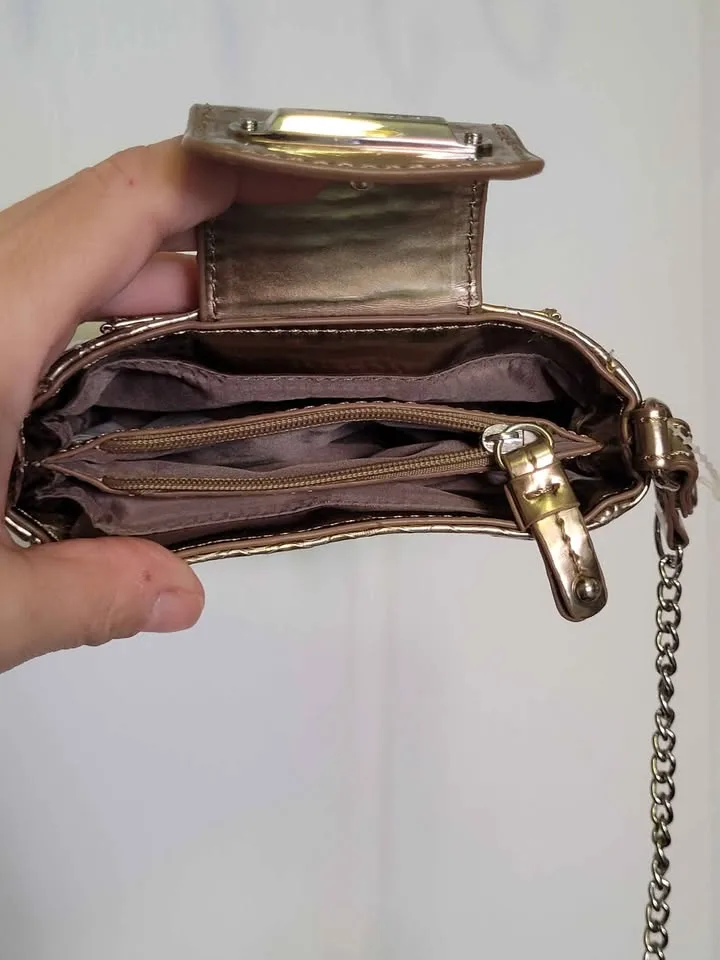 Nine West clutch purse image indicator(5)