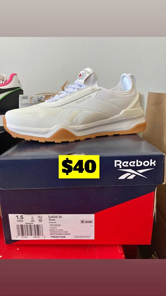Kids Reebok size 1.5