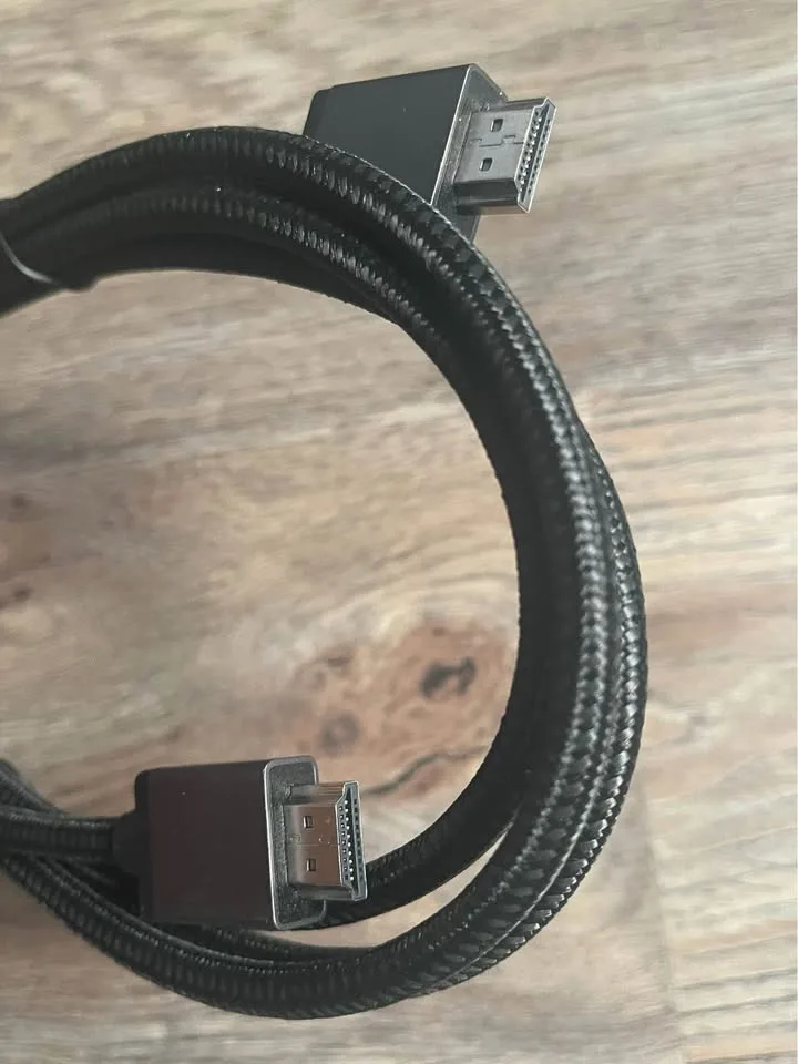HDMI Cable 8K - 6.6 ft image indicator(2)