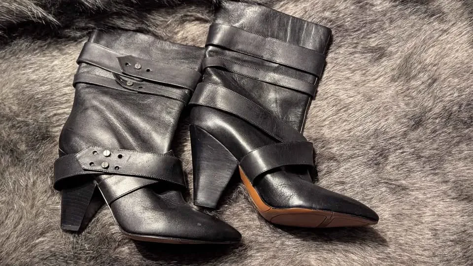 NINE WEST BOOTS - NEVER WORN image indicator(2)