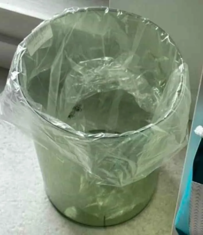 Transparent Hard plastic Trash Can image indicator(4)