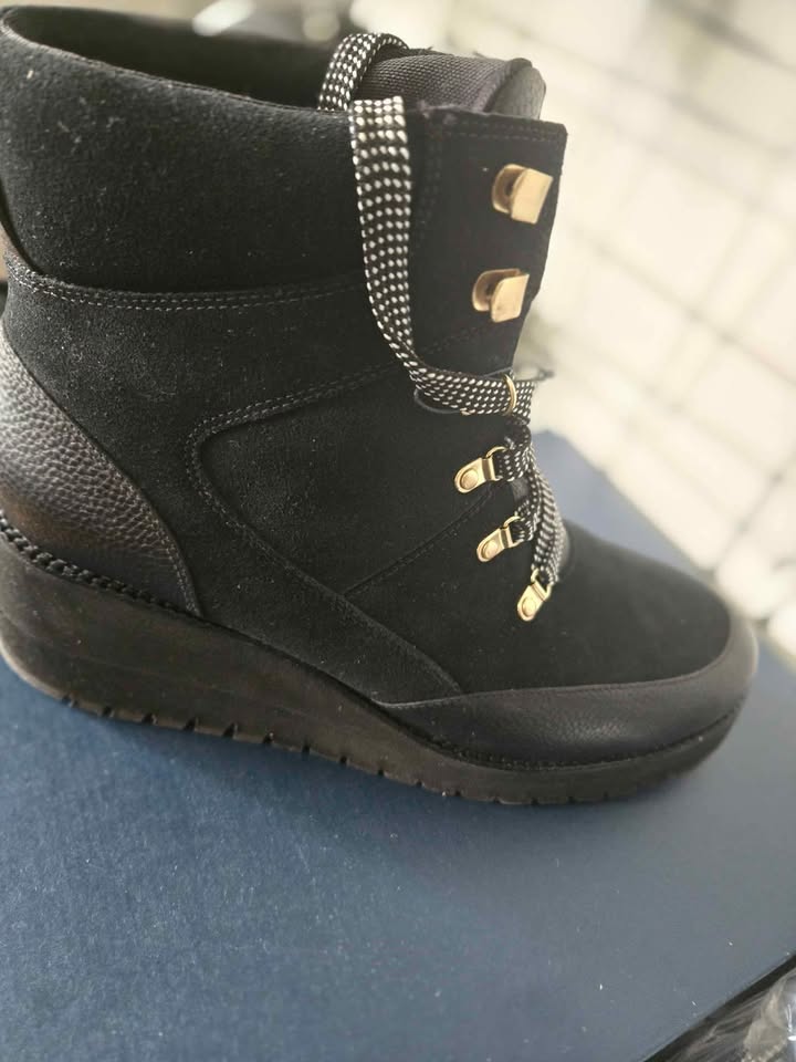 Cole Haan Fall/Winter Boot 11B Ladies - photo 4